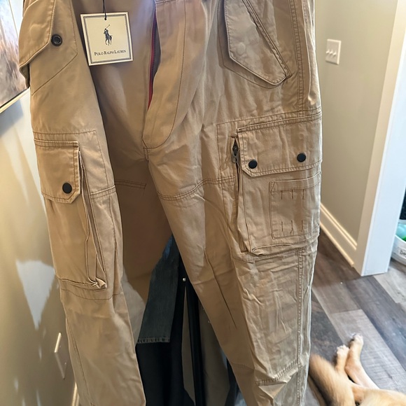 Polo by Ralph Lauren Men's Khaki Cargo Pants - Picture 2 of 3